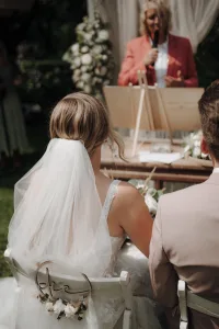 Die Herzenssprecherin - Freirednerin Caroline, Freie Trauungen, Hochzeit, Liebe